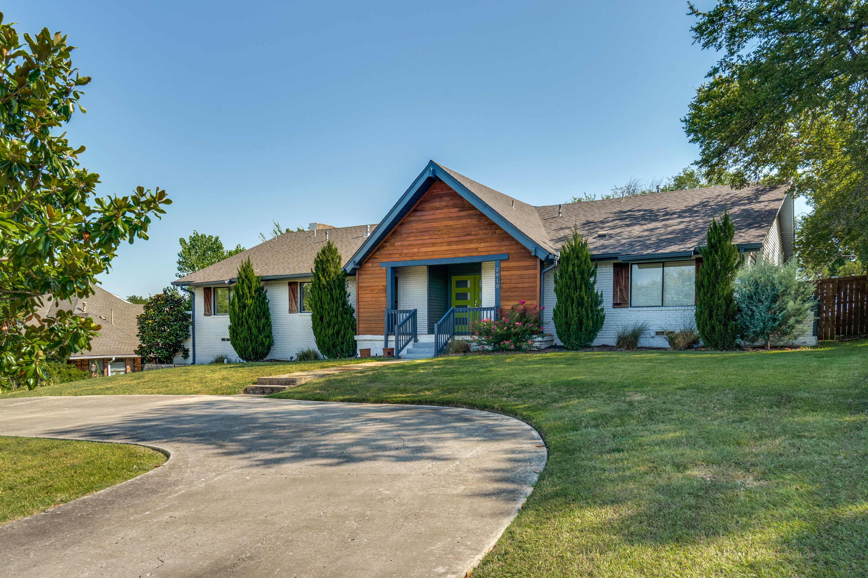 2910 South Country Club Road