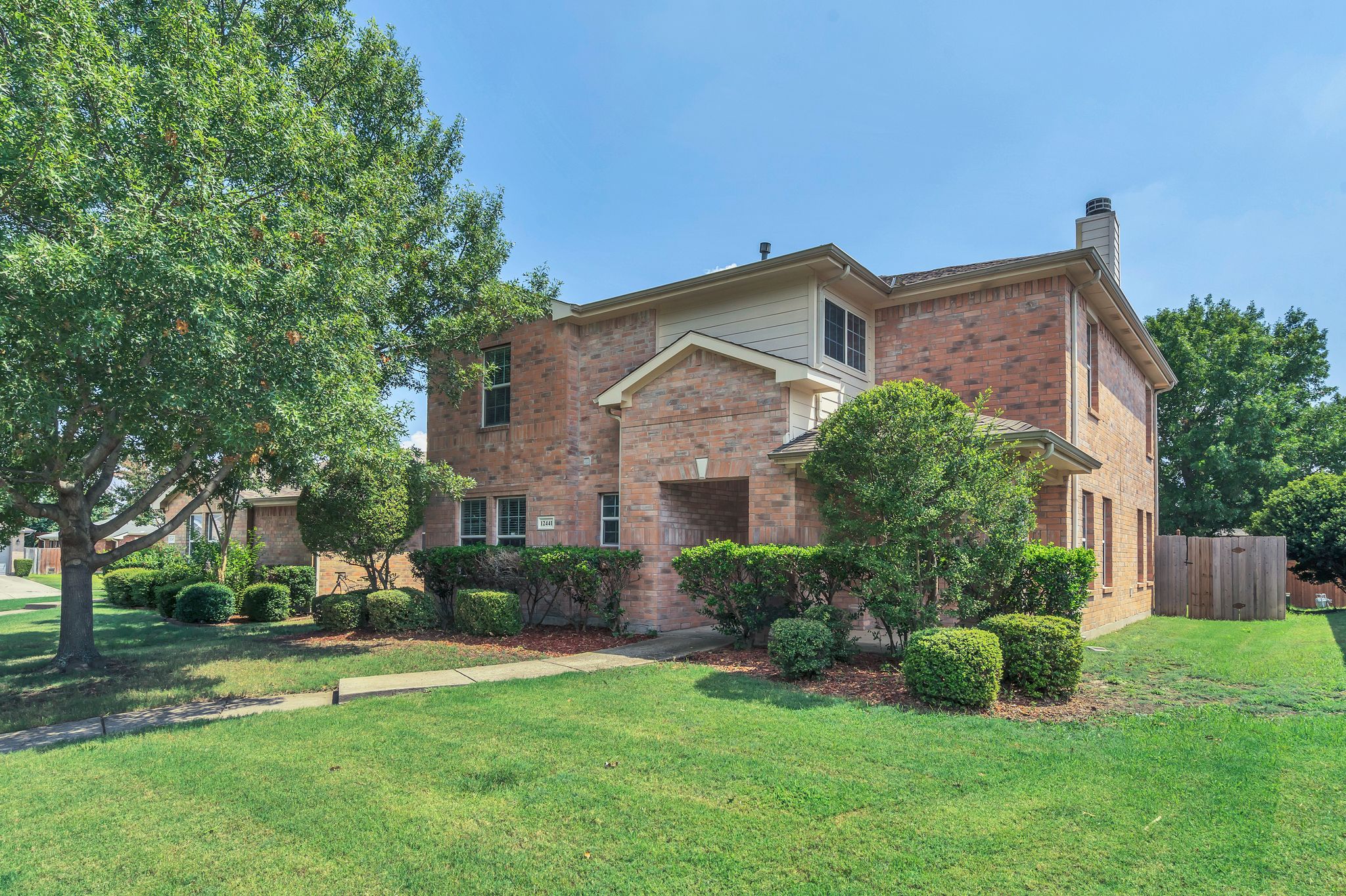 Property main image