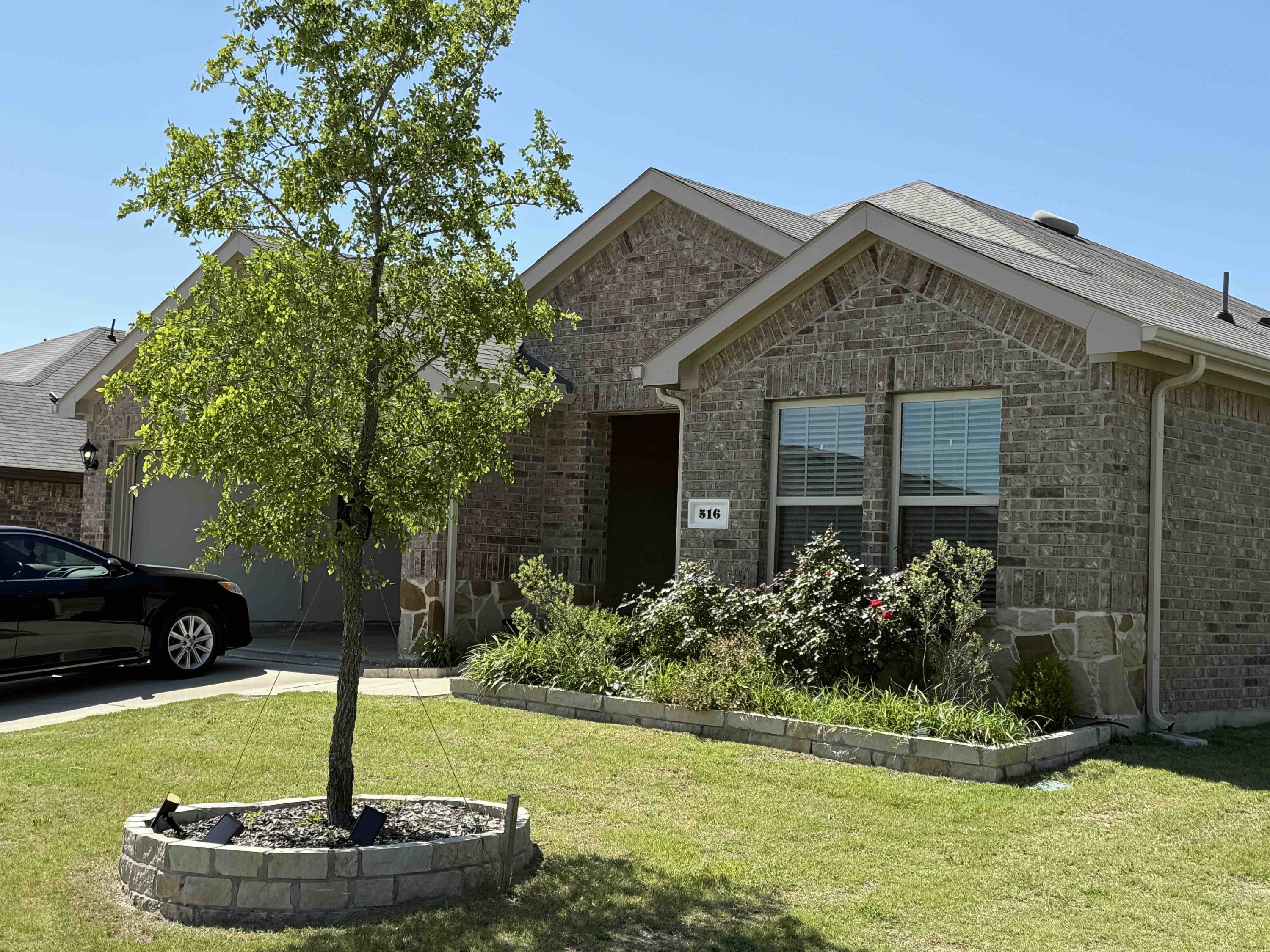 516 Windrow Drive